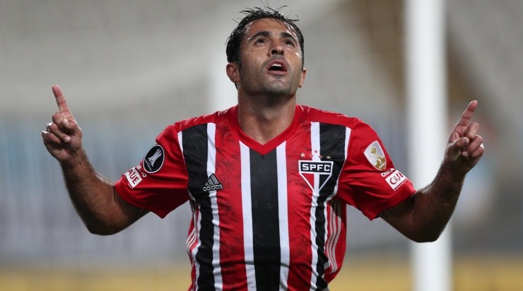 Eder deverá rescindir o contrato com o São Paulo (Foto: Getty Images)
