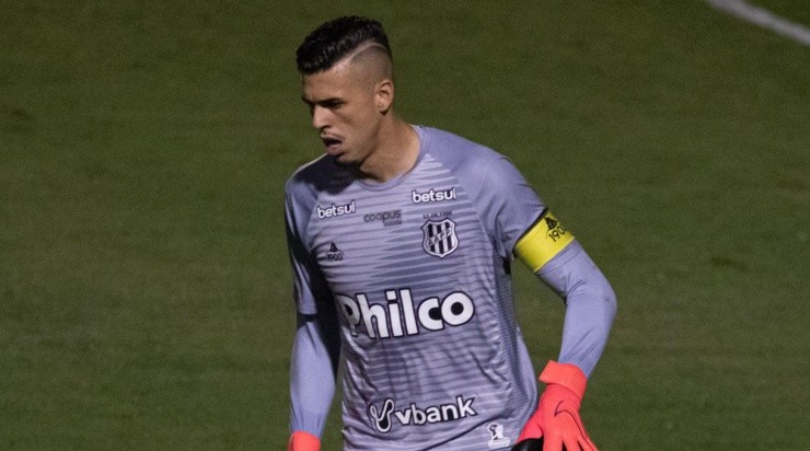 Ivan está próximo de fechar com o Corinthians (Foto: Rebeca Reis/AGIF)