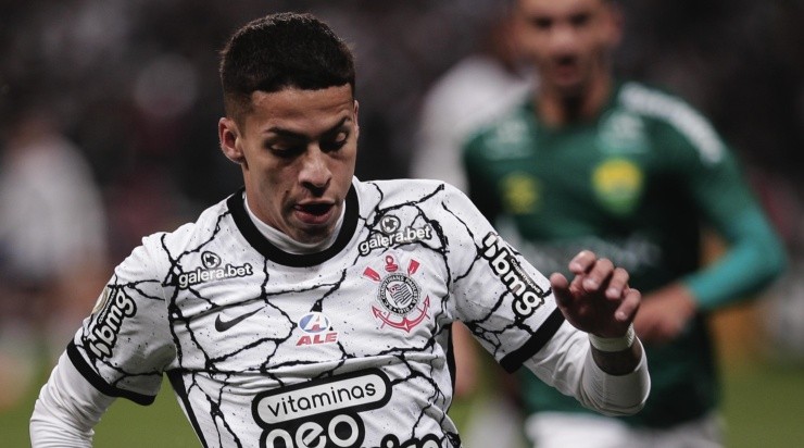 Gabriel Pereira, meia-atacante do Corinthians (Foto: Ettore Chiereguini/AGIF)