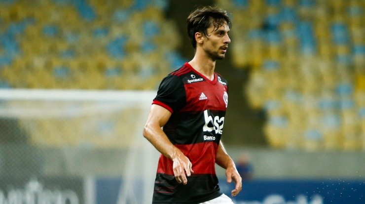 Rodrigo Caio está fora da partida contra o Deportes Tolima (Foto: Getty Images)