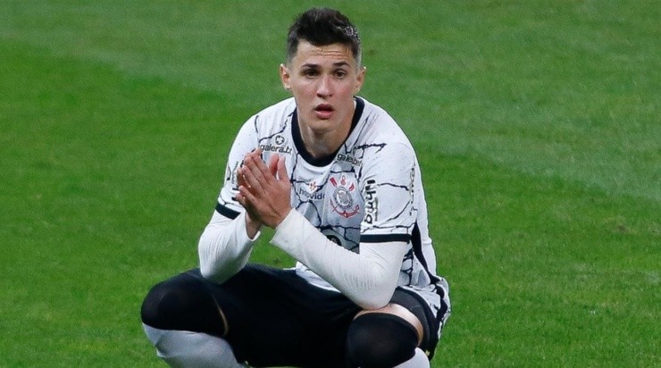 Mateus Vital, em campo pelo Corinthians (Foto: Getty Images)