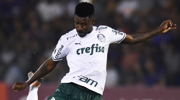 Ramires, em campo pelo Palmeiras (Foto: Getty Images)