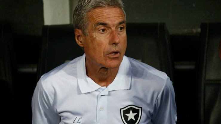 Botafogo v Internacional - Brasileirao 2022