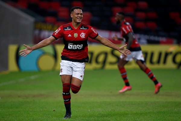 Flamengo v Red Bull Bragantino - Brasileirao 2021