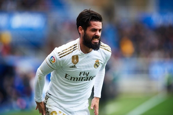 Deportivo Alaves v Real Madrid CF - La Liga