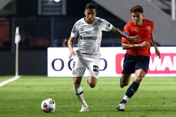 Santos v Independiente - Copa CONMEBOL Sul-americana 2021