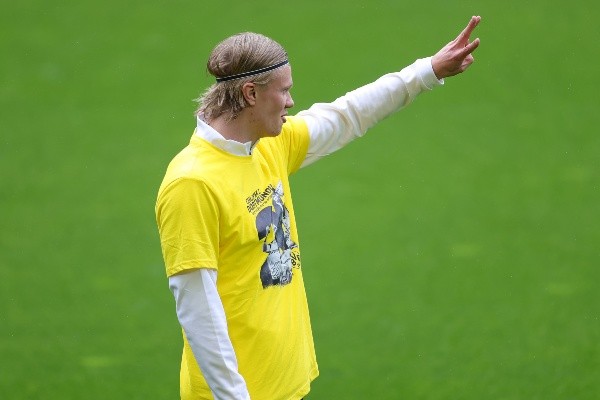 Borussia Dortmund v Bayer 04 Leverkusen - Bundesliga