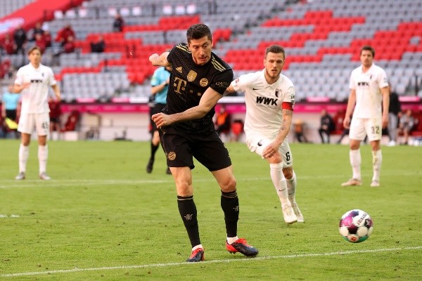 FC Bayern Muenchen v FC Augsburg - Bundesliga