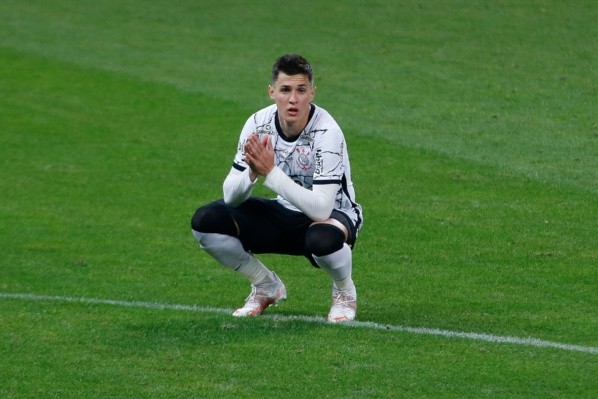 Corinthians v Internacional - Brasileirao 2021