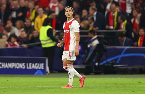 AFC Ajax v Borussia Dortmund: Group C - UEFA Champions League