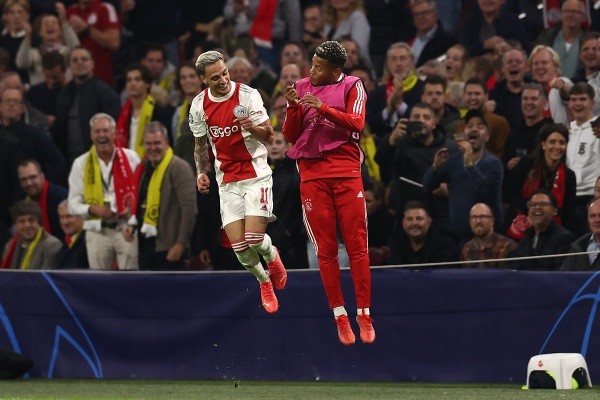 AFC Ajax v Borussia Dortmund: Group C - UEFA Champions League