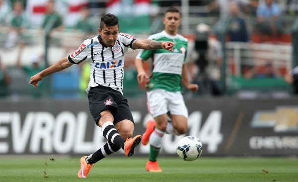 Palmeiras v Corinthians - Brasileirao Series A 2014