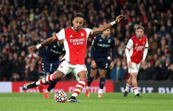 Arsenal v Aston Villa - Premier League