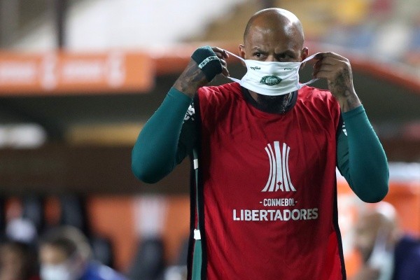 Universitario v Palmeiras - Copa CONMEBOL Libertadores 2021