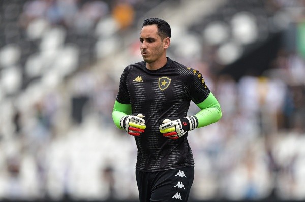 Com contrato se encerrando em dezembro, Gatito pode continuar no Botafogo em 2022