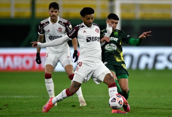 Defensa y Justicia v Flamengo - Copa CONMEBOL Libertadores 2021