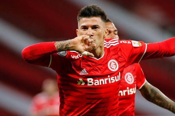 Internacional v Olimpia - Copa CONMEBOL Libertadores 2021