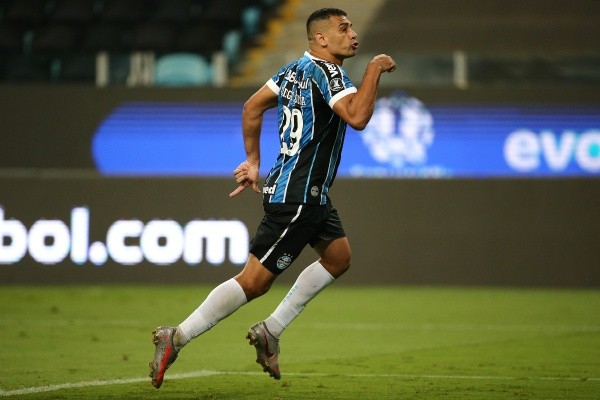 Gremio v Santos - Copa CONMEBOL Libertadores 2020