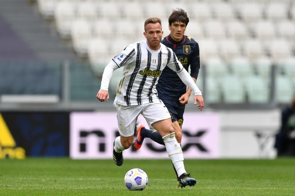 Juventus v Genoa CFC - Serie A