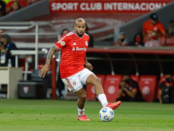 Patrick revelou que deseja cumprir seu contrato com o Internacional