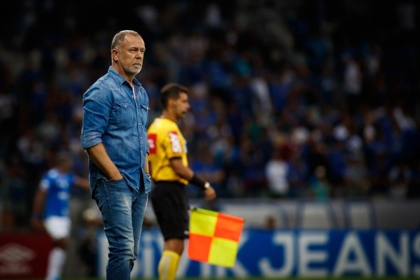 Mano Menezes