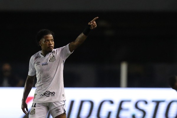 Santos v Gremio - Copa CONMEBOL Sudamericana 2020