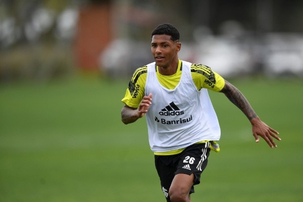 Vinícius Tobias