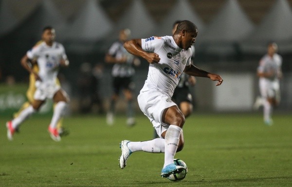 Santos v Botafogo -Brasileirao Series A 2017