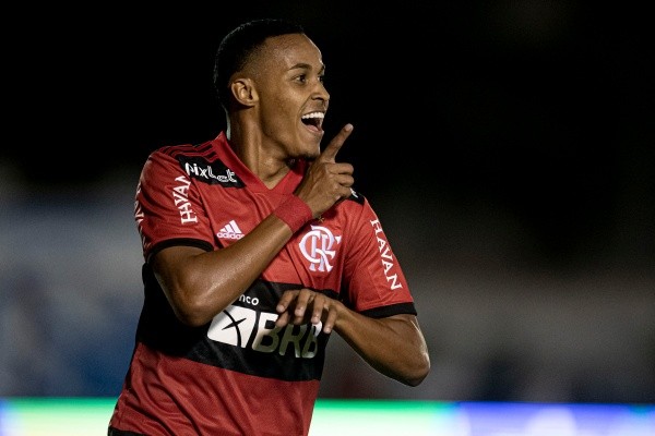Lázaro foi o destaque da partida