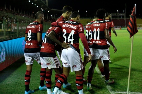 Flamengo venceu seu primeiro jogo sob o comando de Paulo Sousa