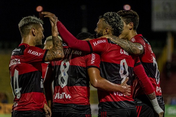 Gabigol marcou um belo gol