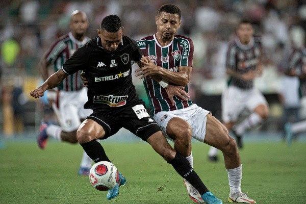 Jogo entre Fluminense e Botafogo foi quente