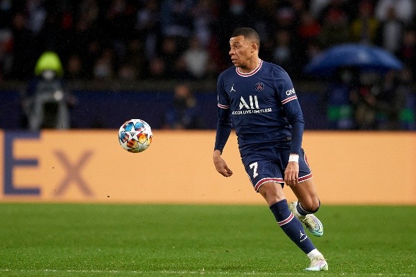 Paris Saint-Germain v Real Madrid: Round Of Sixteen Leg One - UEFA Champions League
