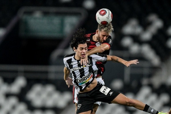 Confronto entre Botafogo e Flamengo foi pegado