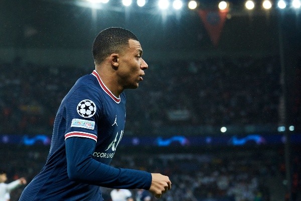 Paris Saint-Germain v Real Madrid: Round Of Sixteen Leg One - UEFA Champions League