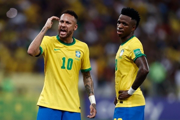 Neymar e Viní em Brasil x Chile
