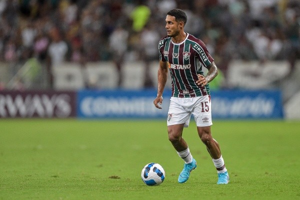 Cris Silva chegou cercado de expectatitvas, mas é banco no Fluminense