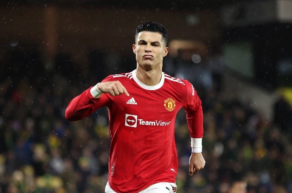 CR7 comemora gol