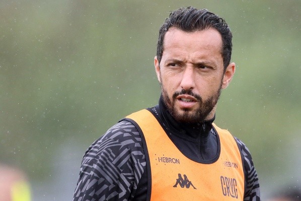 Por conta de desgaste físico, Nenê será poupado de Vasco x Brusque